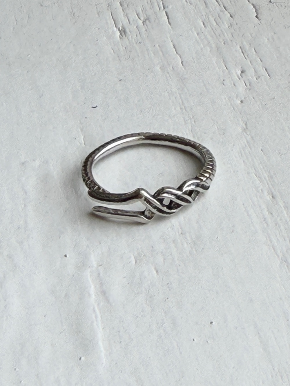 Delicate Twisted Knot Women's Ring - Silver Tone